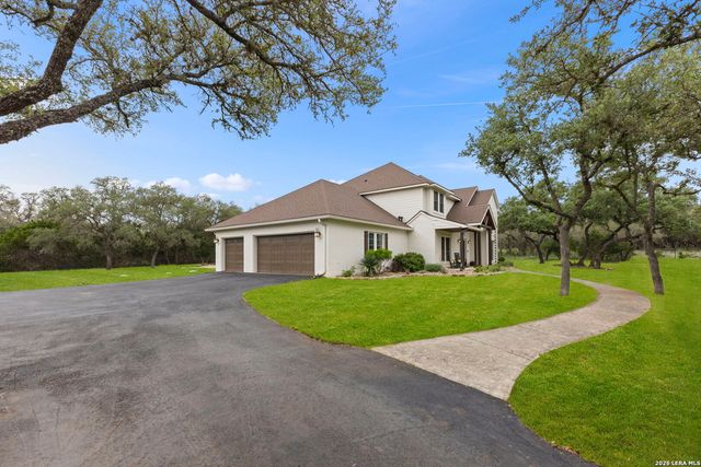 112 Cibolo Hollow N, Boerne, TX 78015