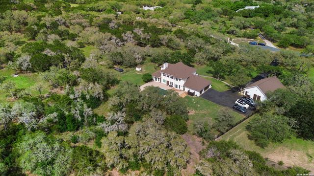 112 Cibolo Hollow N, Boerne, TX 78015