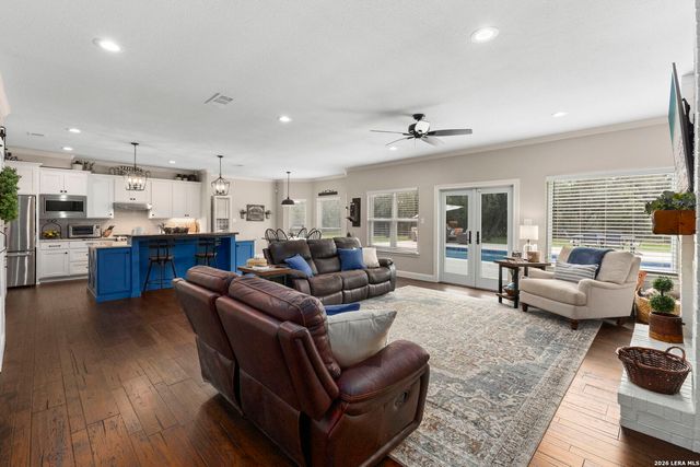 112 Cibolo Hollow N, Boerne, TX 78015