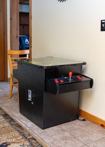 1107 Fox Run, Gatlinburg, TN 37738