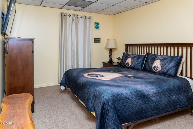 1107 Fox Run, Gatlinburg, TN 37738