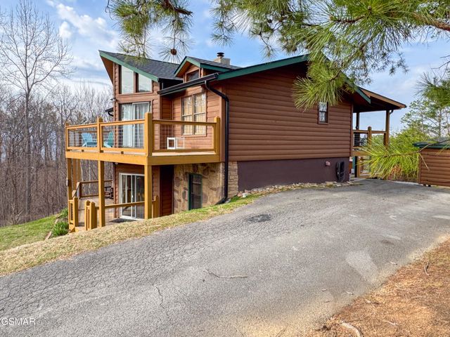 1107 Fox Run, Gatlinburg, TN 37738