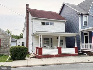 45 W HOLLAND ST, Summit Hill, PA 18250
