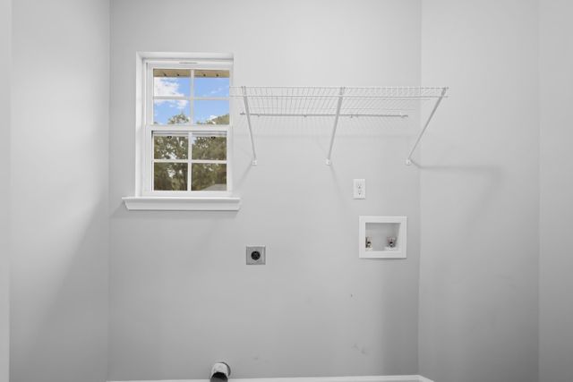 218 Guyett Ave, Hinesville, GA 31313