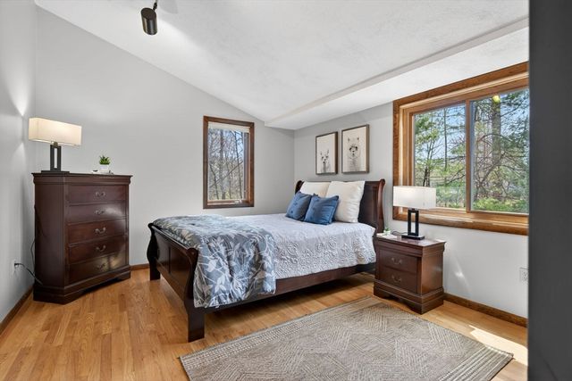 23 Greybirch Rd, Andover, MA 01810