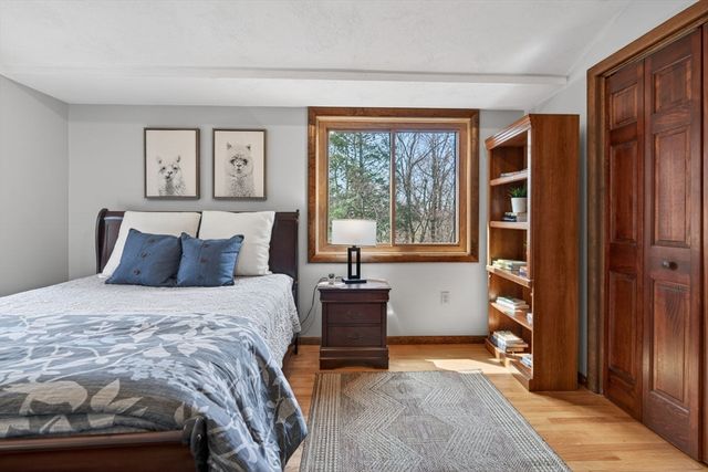 23 Greybirch Rd, Andover, MA 01810