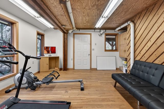 23 Greybirch Rd, Andover, MA 01810