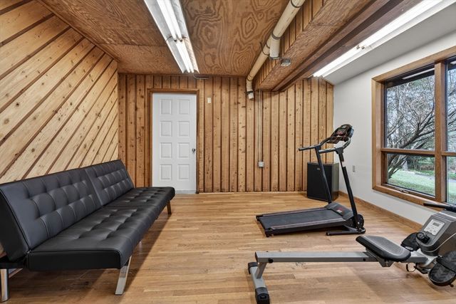 23 Greybirch Rd, Andover, MA 01810