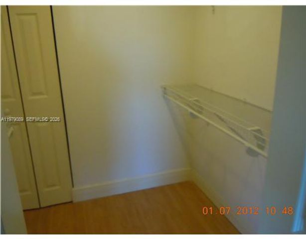 251 GALEN DR 312E, Key Biscayne, FL 33149