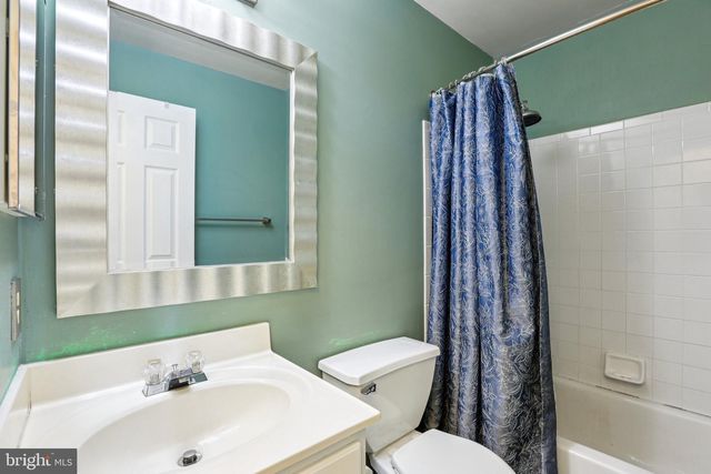 27 ROYALTY CIR, Owings Mills, MD 21117