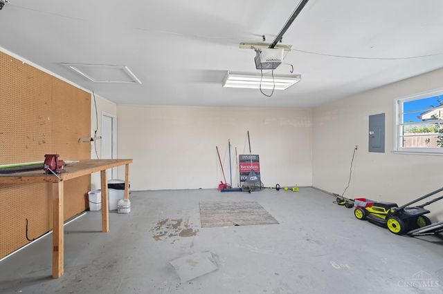 505 Kenwood Lane, Trenton, OH 45067