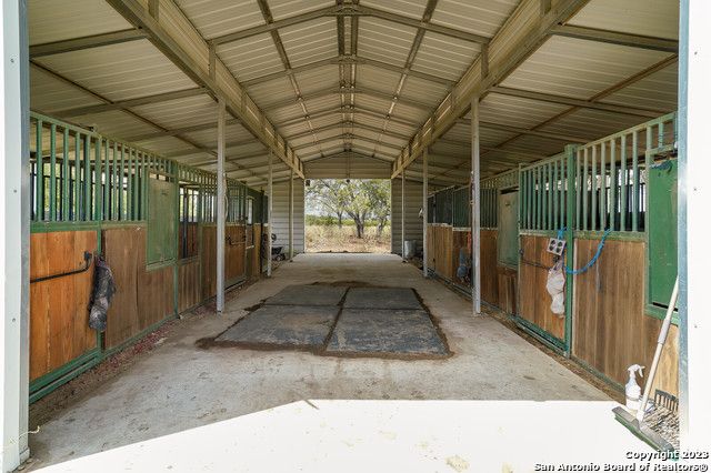 3481 State Highway 97 W, Floresville, TX 78114