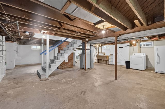 414 Archer St, Fall River, MA 02720