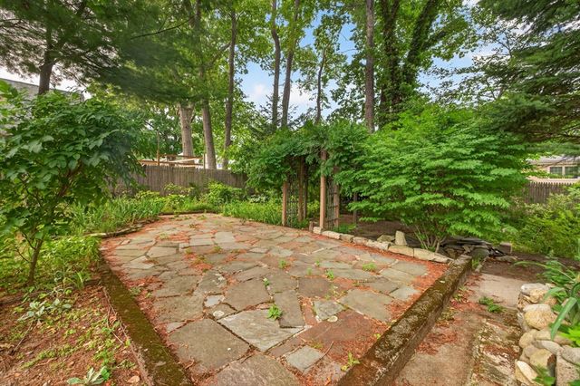 414 Archer St, Fall River, MA 02720