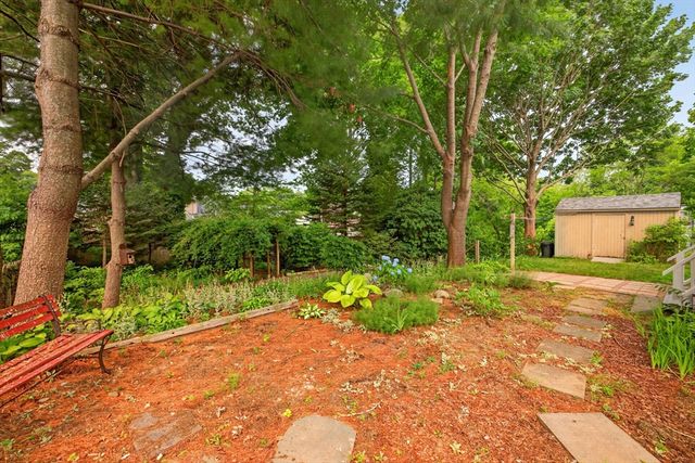 414 Archer St, Fall River, MA 02720