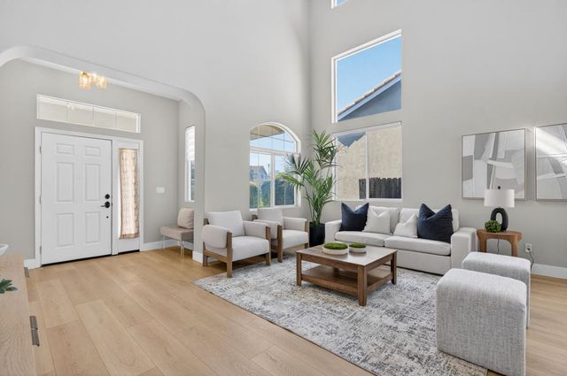 6505 Pallazzo Way, Elk Grove, CA 95757