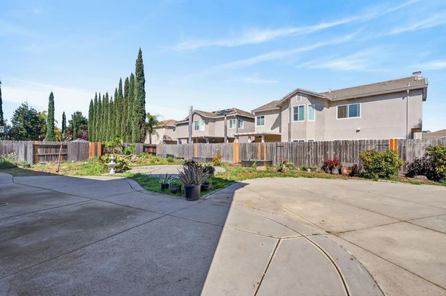 6505 Pallazzo Way, Elk Grove, CA 95757