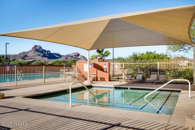 7140 W Maple Ridge Drive, Tucson, AZ 85743
