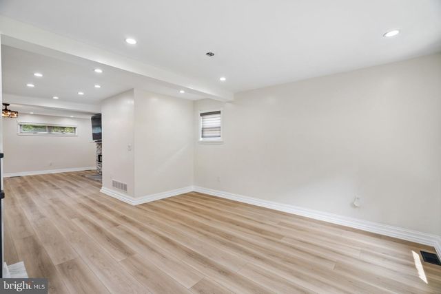 618 GATES ST, Philadelphia, PA 19128