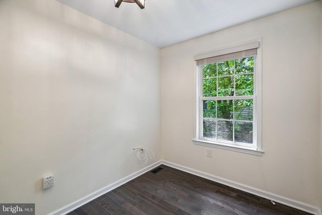 618 GATES ST, Philadelphia, PA 19128