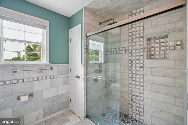 618 GATES ST, Philadelphia, PA 19128
