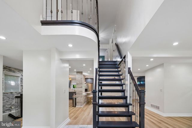 618 GATES ST, Philadelphia, PA 19128