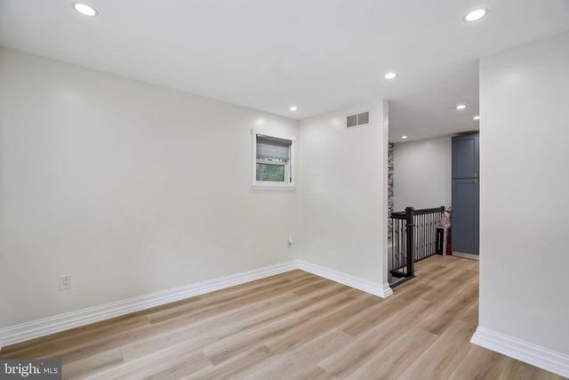618 GATES ST, Philadelphia, PA 19128