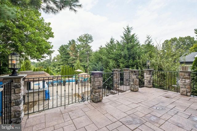 618 GATES ST, Philadelphia, PA 19128
