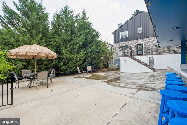 618 GATES ST, Philadelphia, PA 19128