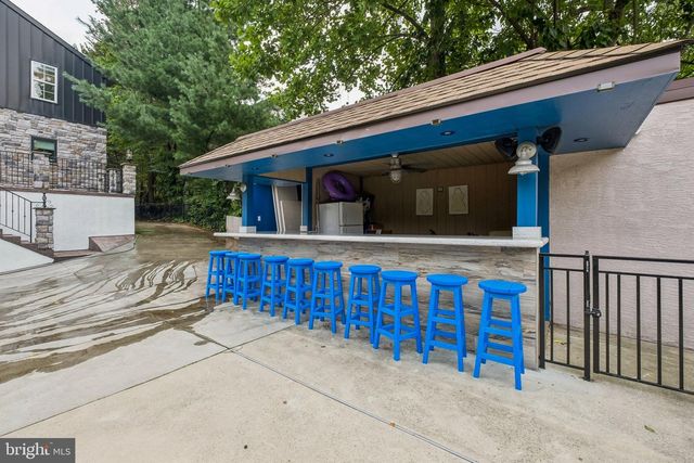 618 GATES ST, Philadelphia, PA 19128