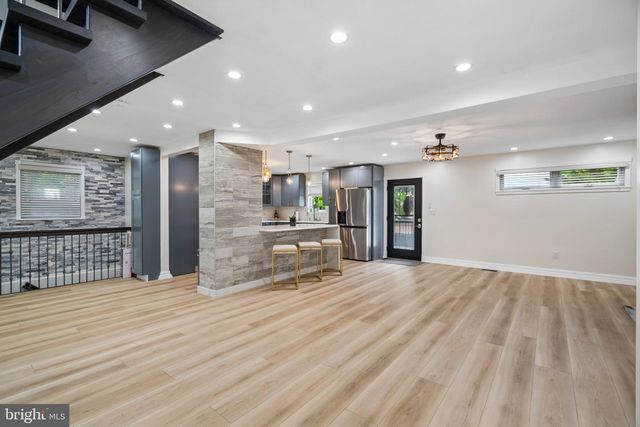 618 GATES ST, Philadelphia, PA 19128