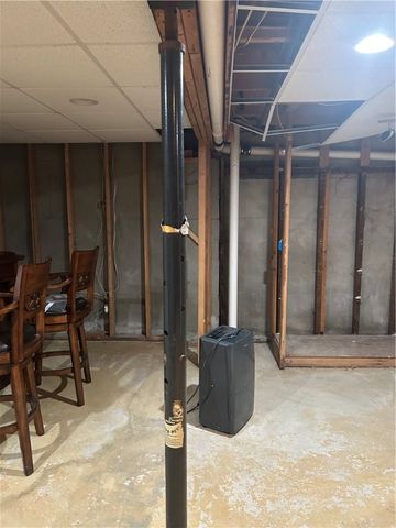 33 Suburban Drive, Big Flats, NY 14903