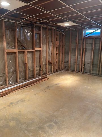 33 Suburban Drive, Big Flats, NY 14903