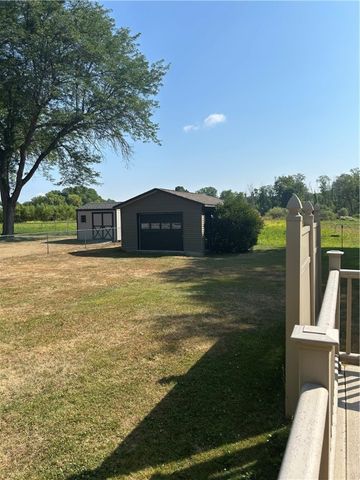 33 Suburban Drive, Big Flats, NY 14903