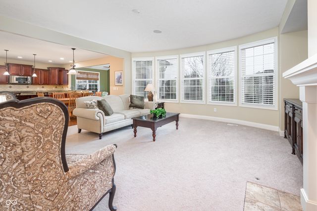 8920 Sandstone Place, Zionsville, IN 46077