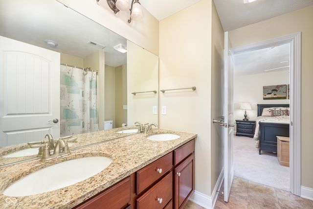 8920 Sandstone Place, Zionsville, IN 46077
