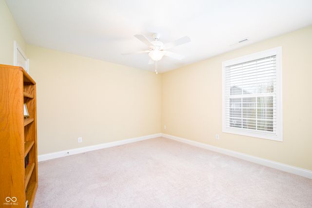 8920 Sandstone Place, Zionsville, IN 46077