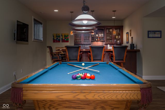 8920 Sandstone Place, Zionsville, IN 46077