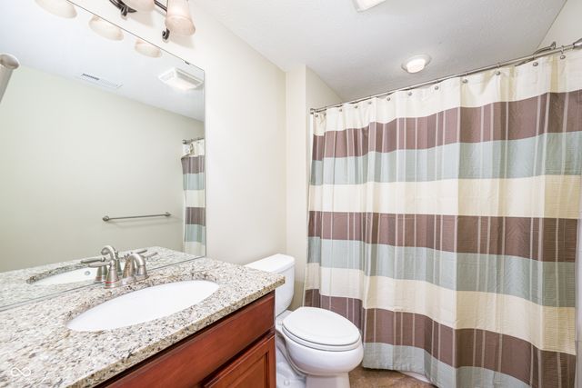 8920 Sandstone Place, Zionsville, IN 46077