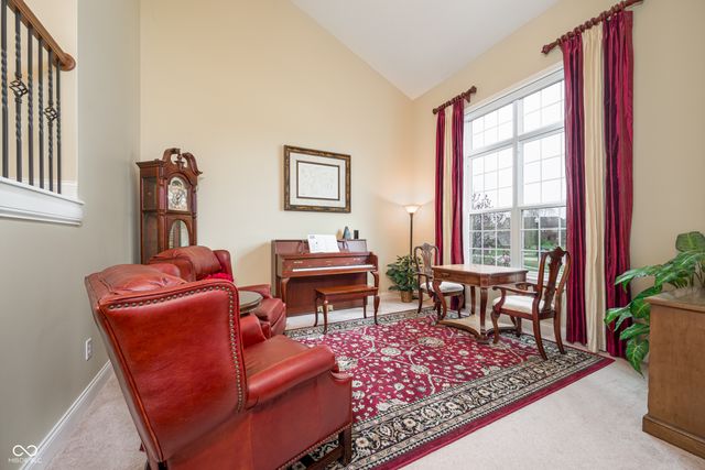 8920 Sandstone Place, Zionsville, IN 46077