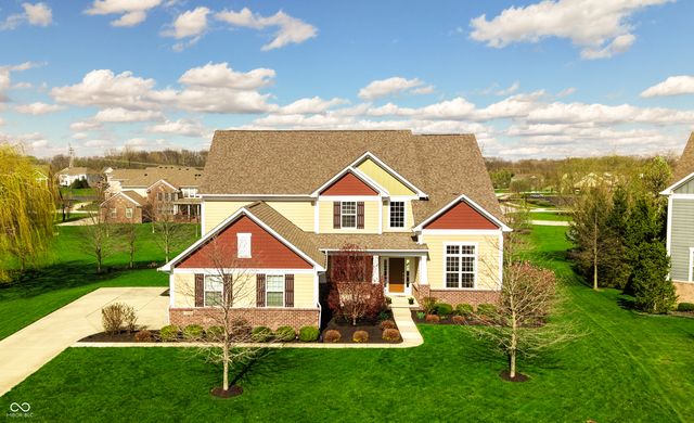 8920 Sandstone Place, Zionsville, IN 46077
