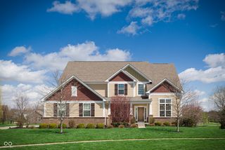 8920 Sandstone Place, Zionsville, IN 46077