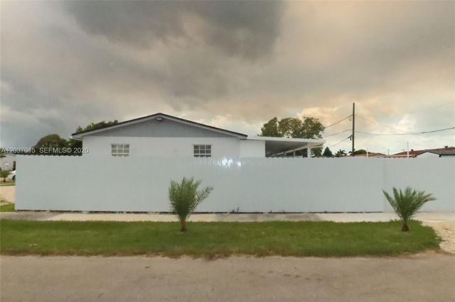2765 NW 212th Street, Miami Gardens, FL 33056