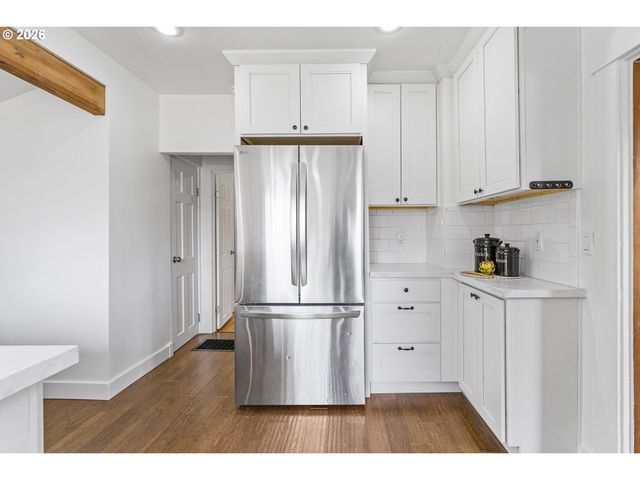 4810 Se HULL Ave, Milwaukie, OR 97267