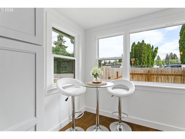 4810 Se HULL Ave, Milwaukie, OR 97267