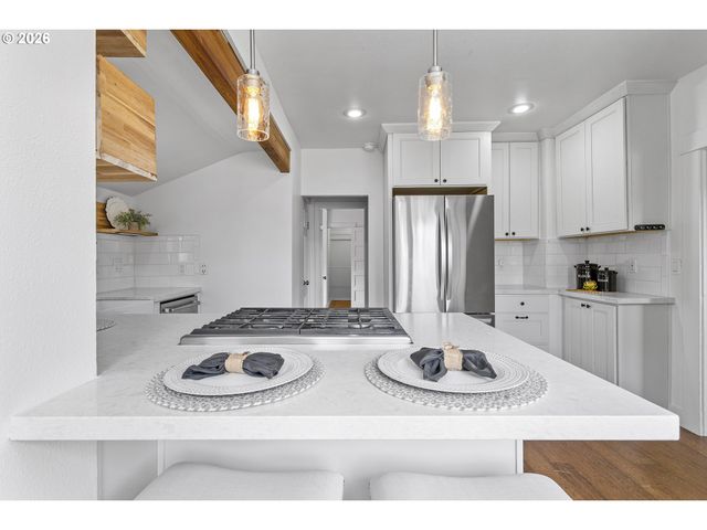 4810 Se HULL Ave, Milwaukie, OR 97267