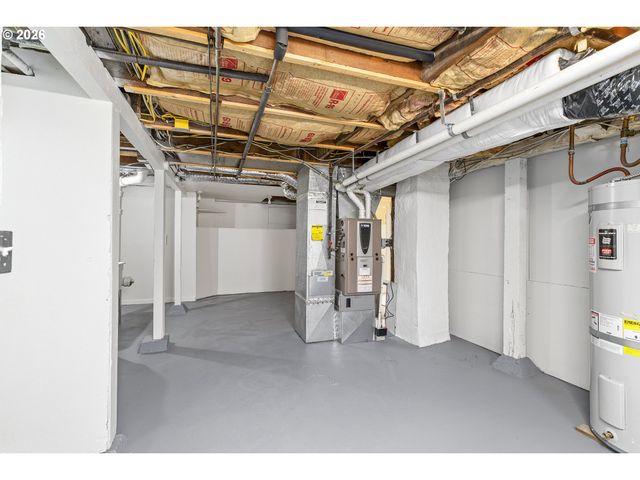 4810 Se HULL Ave, Milwaukie, OR 97267