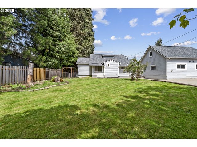 4810 Se HULL Ave, Milwaukie, OR 97267