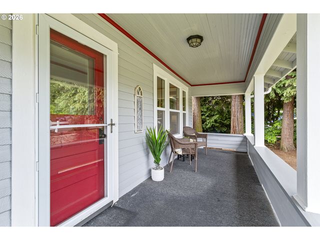 4810 Se HULL Ave, Milwaukie, OR 97267