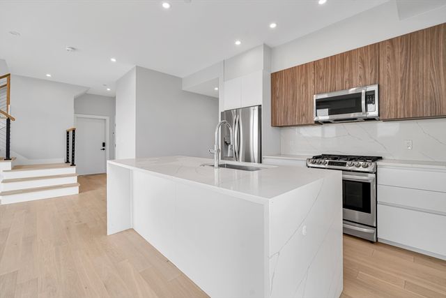 1 Loring Street 4, Somerville, MA 02143